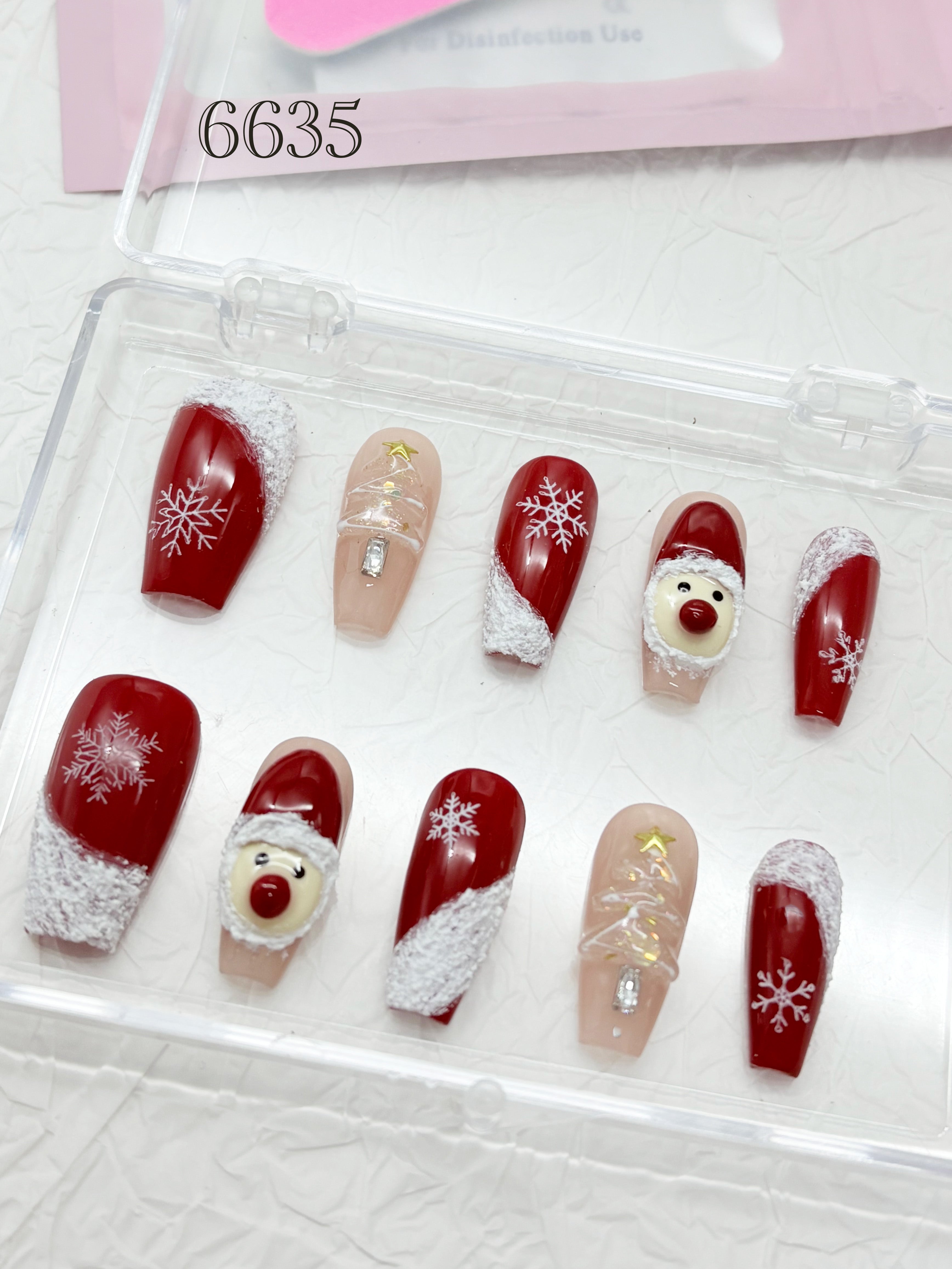 zb89..Christmas nails