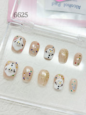 zb89..Christmas nails