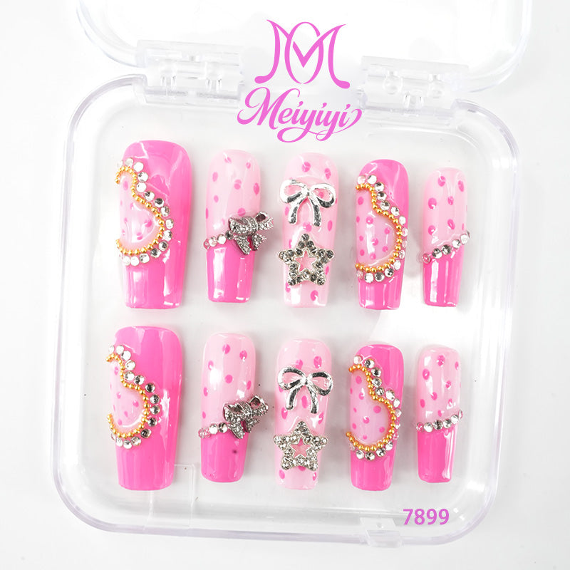 zb131..A wide variety of wearable nails