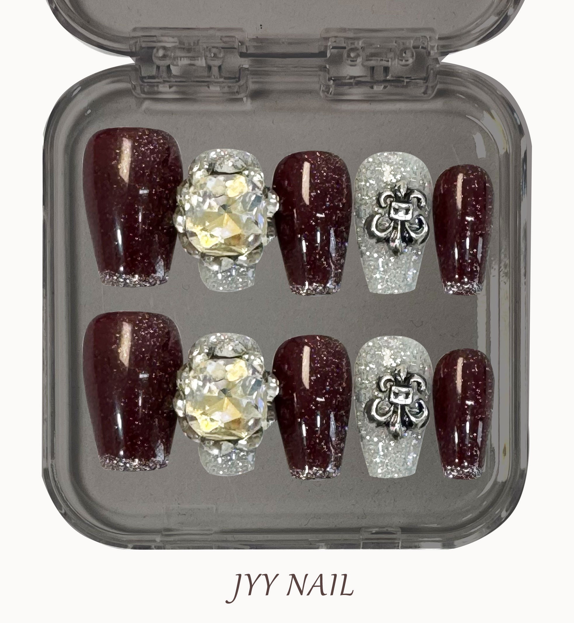 A149 Diamante rojo Morgan: Arte de uñas con diamantes muy pesados