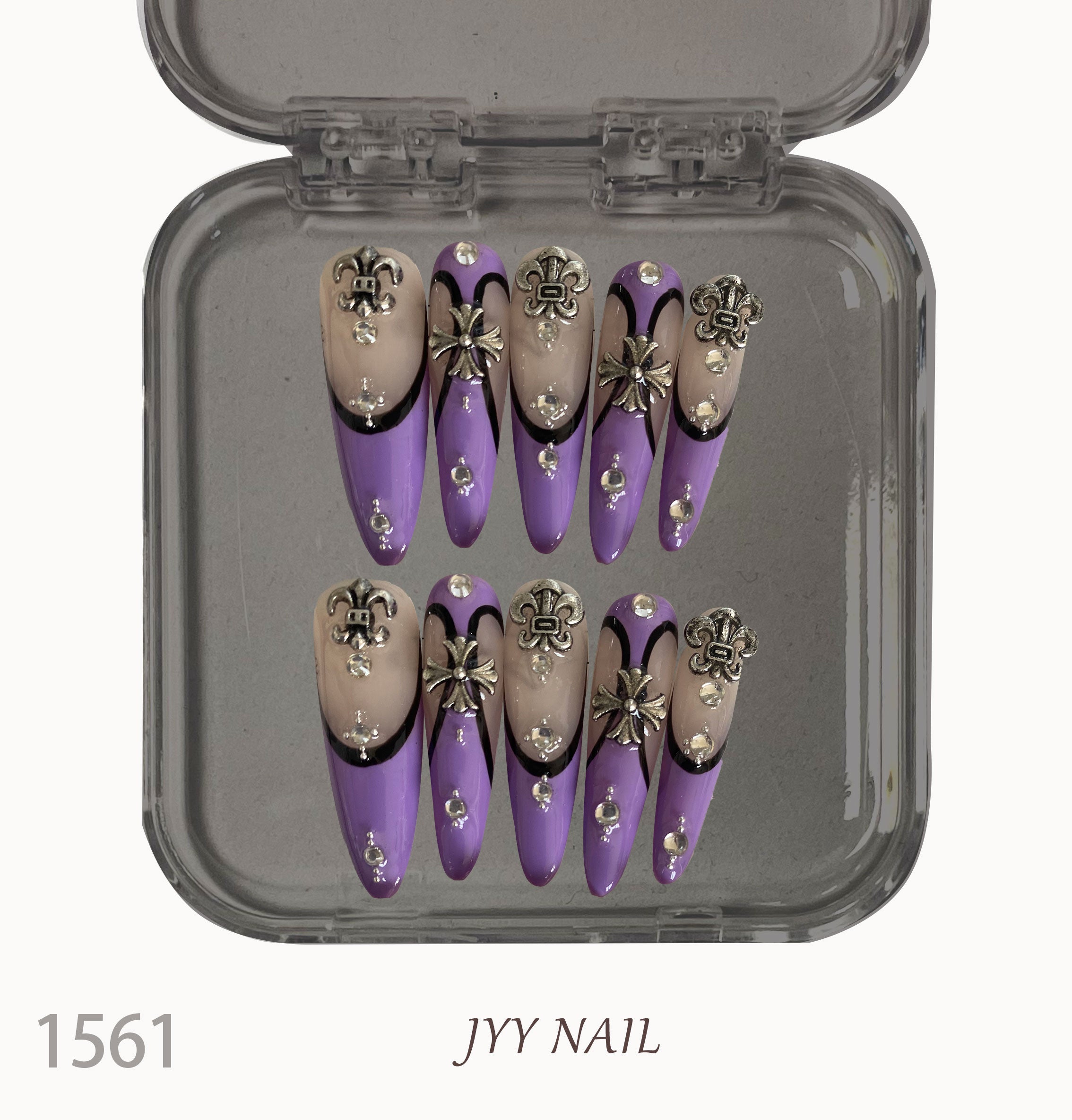 A1561-Handcrafted, high-end custom manicure designed by a designer