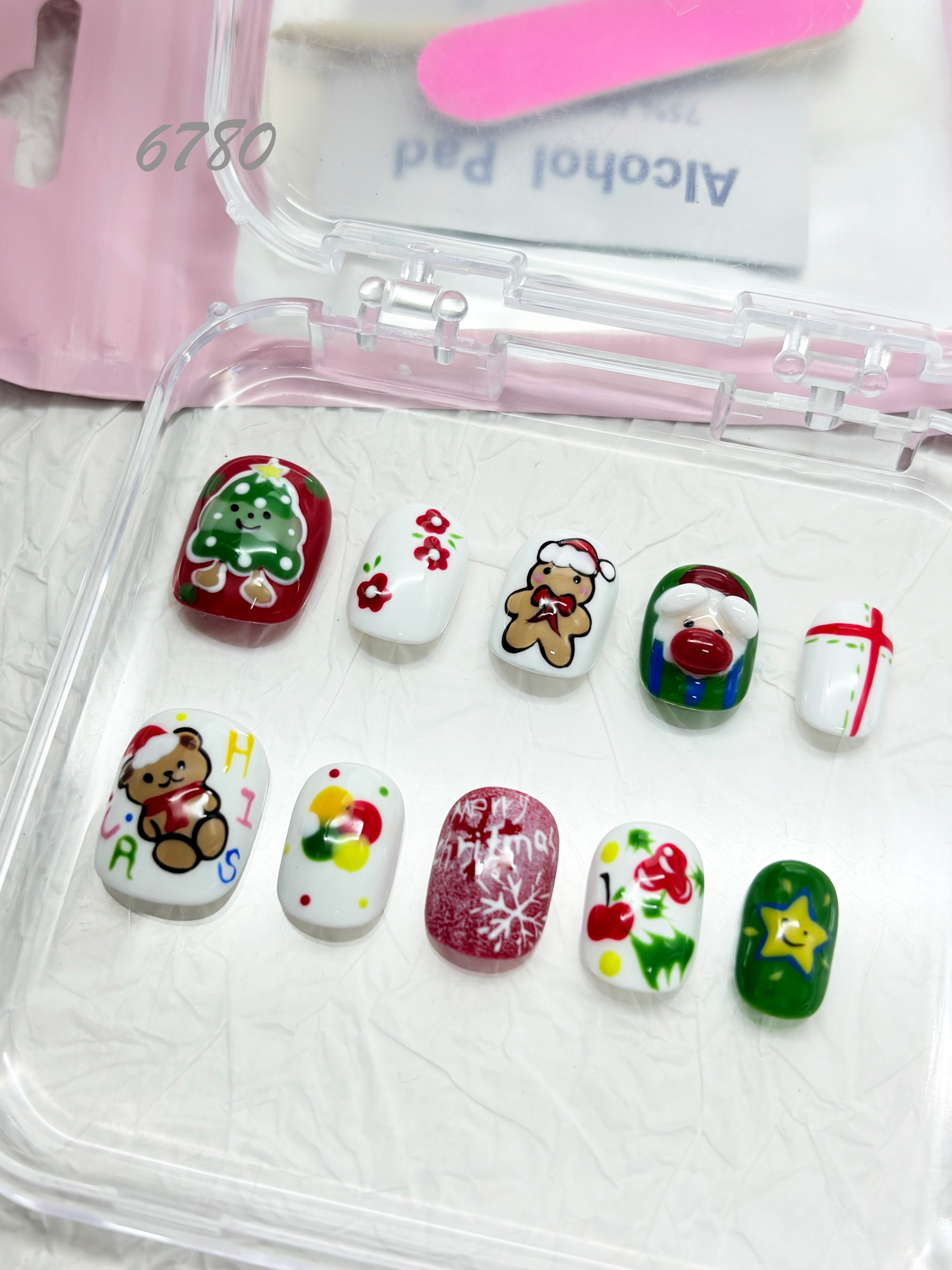 zb89..Christmas nails
