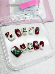 zb89..Christmas nails