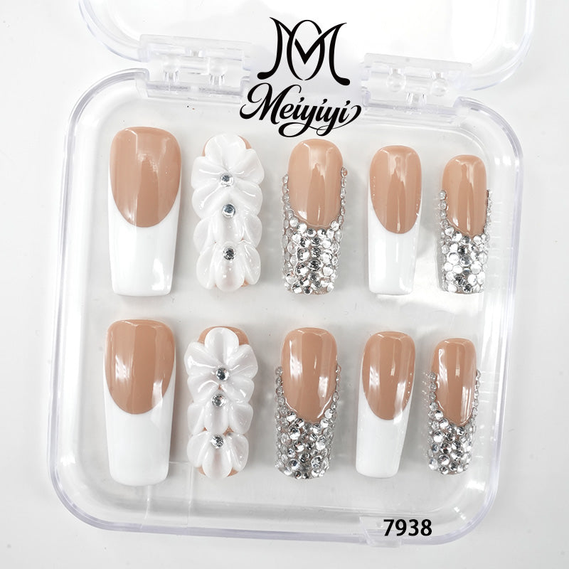 zb131..A wide variety of wearable nails
