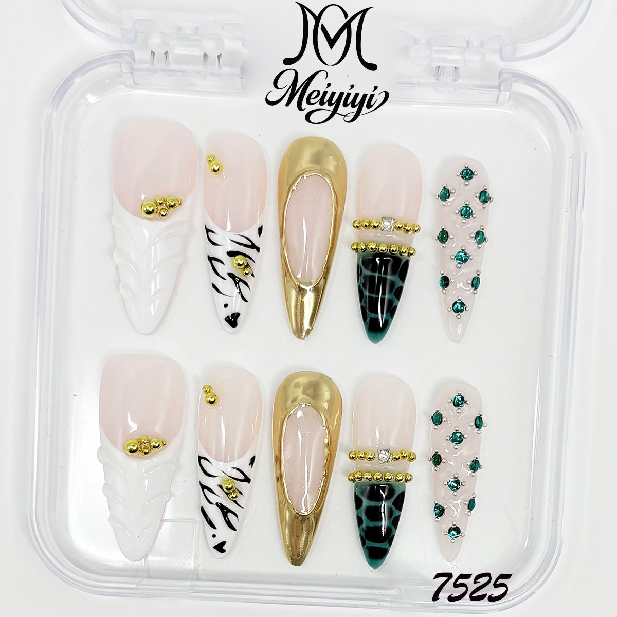 zb129...A wide variety of wearable nails in different styles.