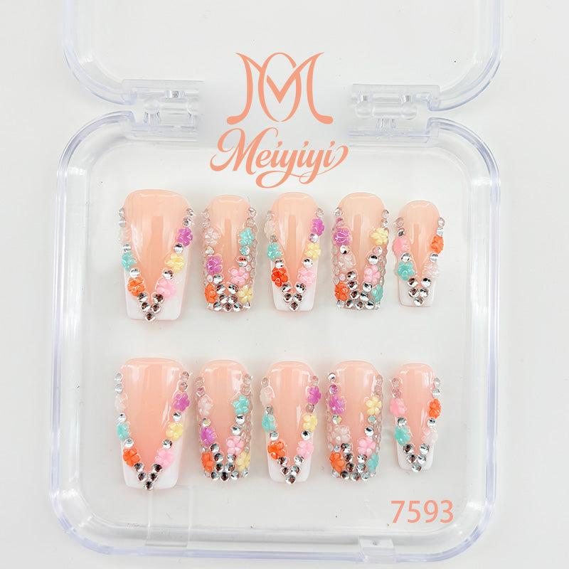 zb121..A wide variety of nails