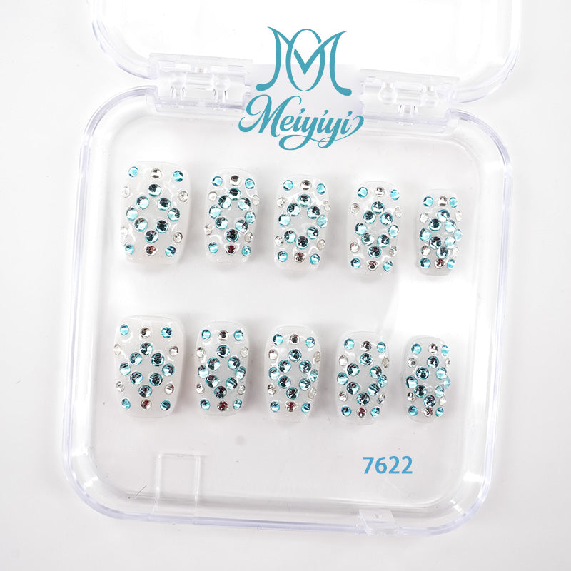 zb122..A wide variety of nails
