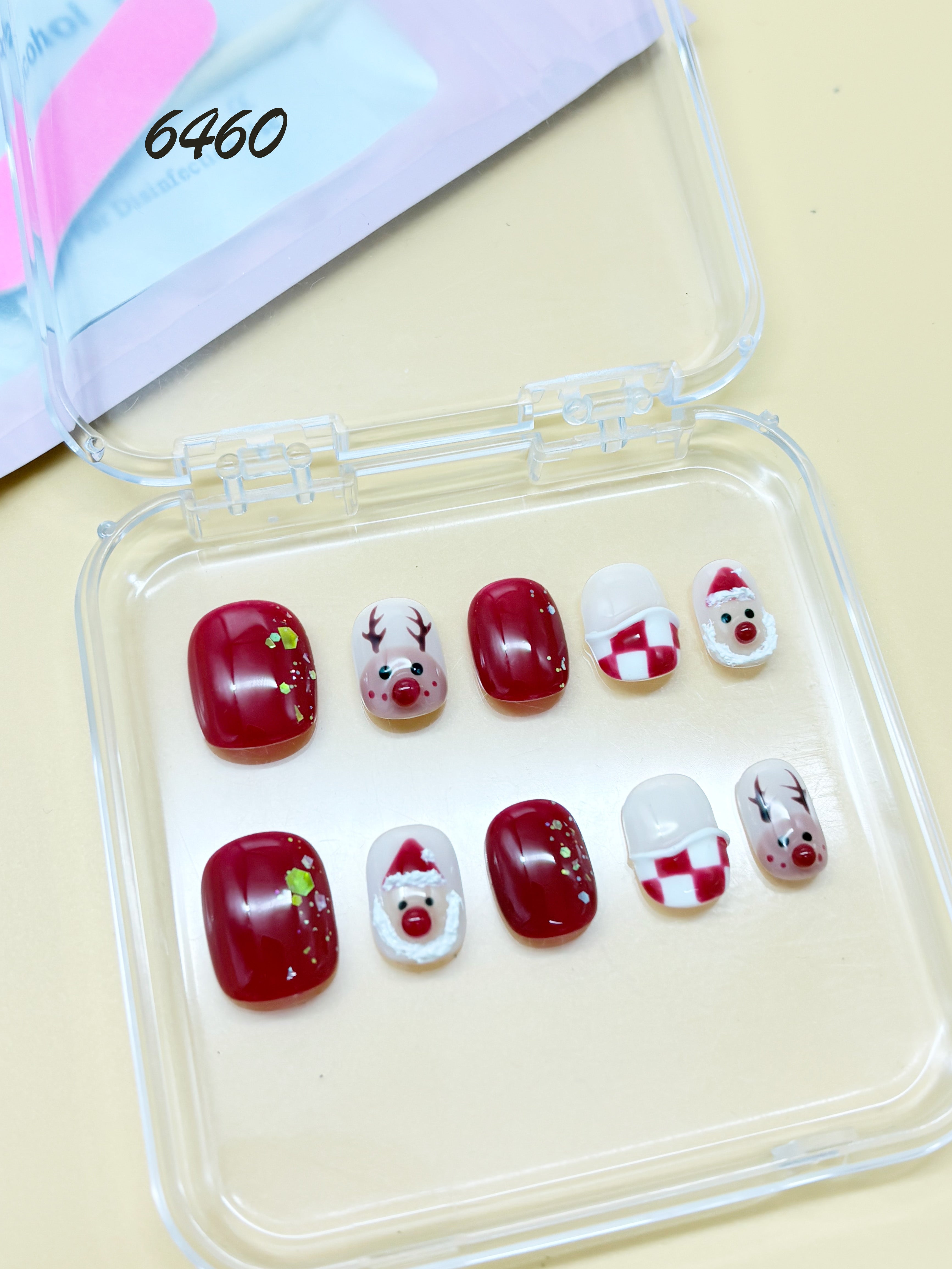 zb89..Christmas nails