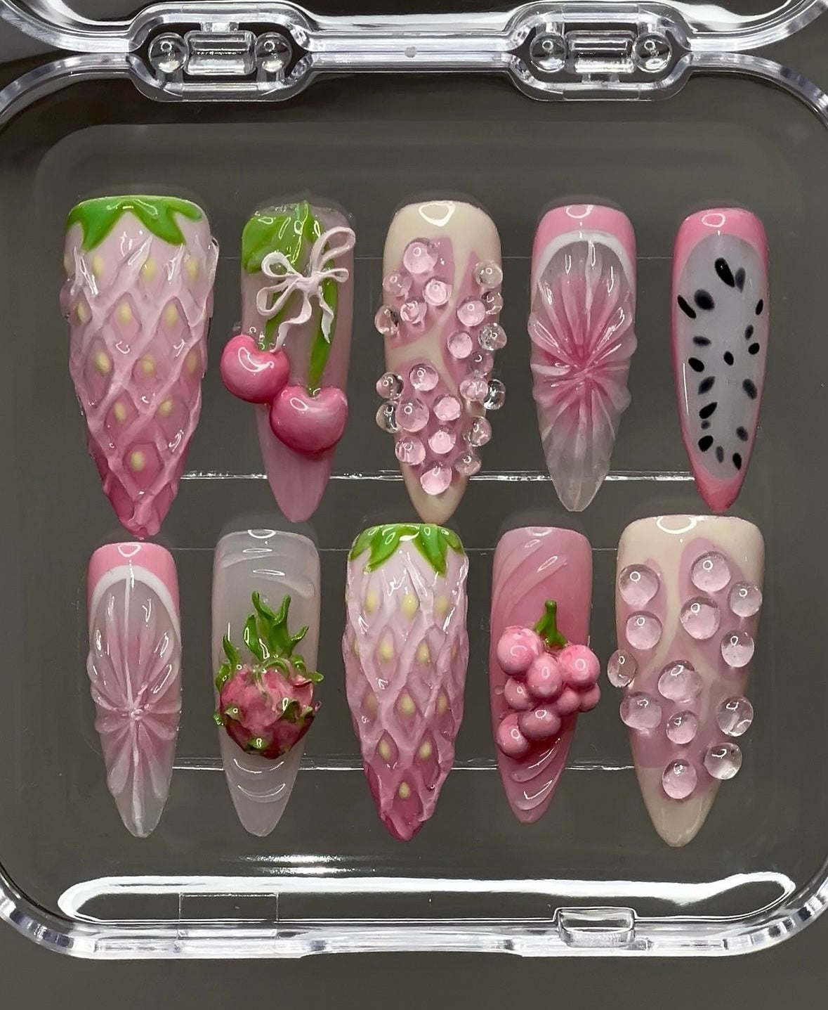 Customized Nails-roy