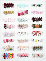 zb129...A wide variety of wearable nails in different styles.