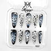 zb131..A wide variety of wearable nails