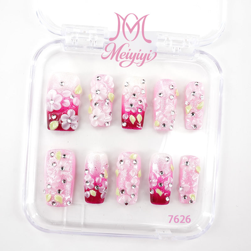 zb122..A wide variety of nails
