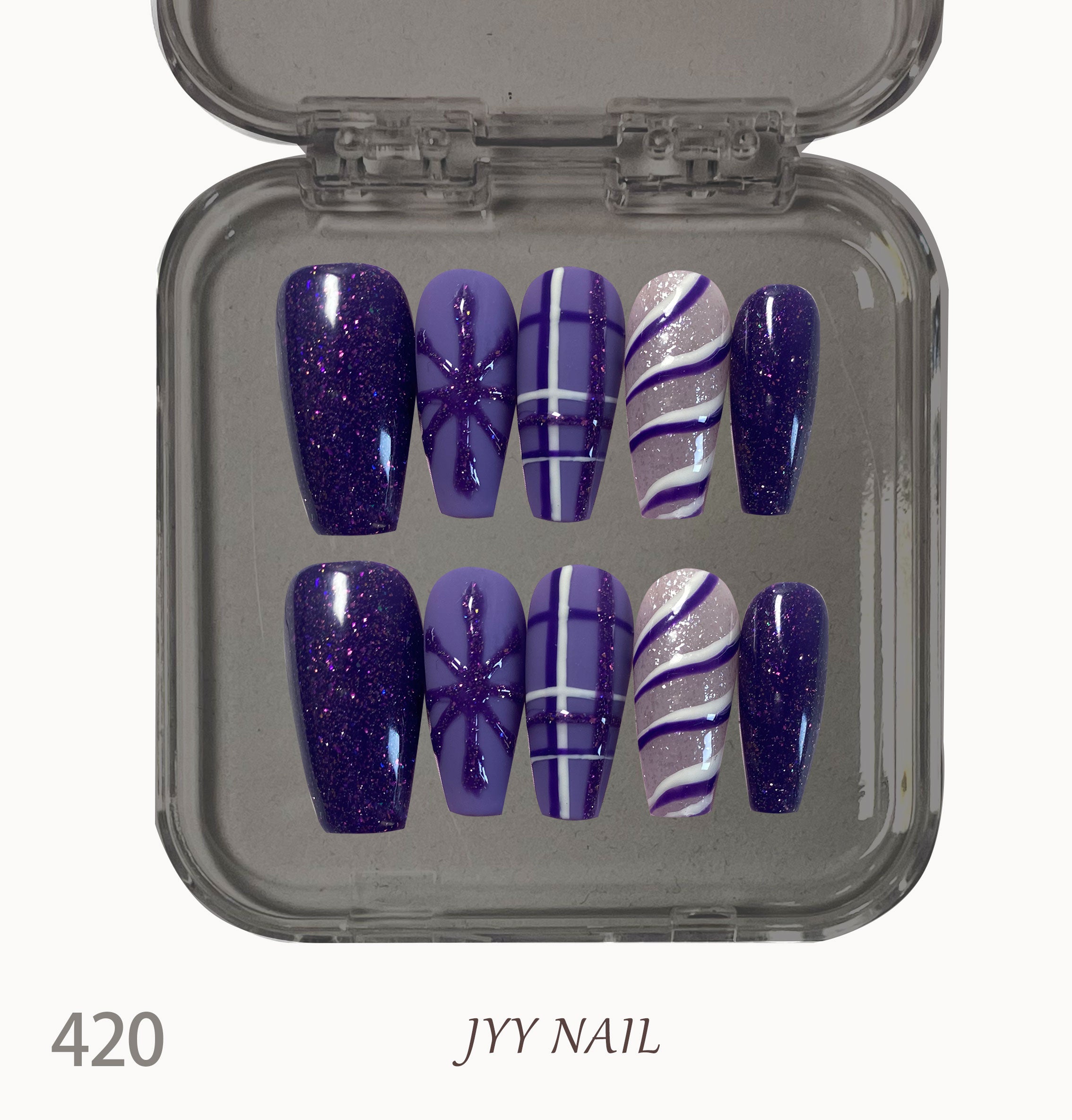 A420 Purple snowflake:Purple and white gradient hand-painted snowflake nail