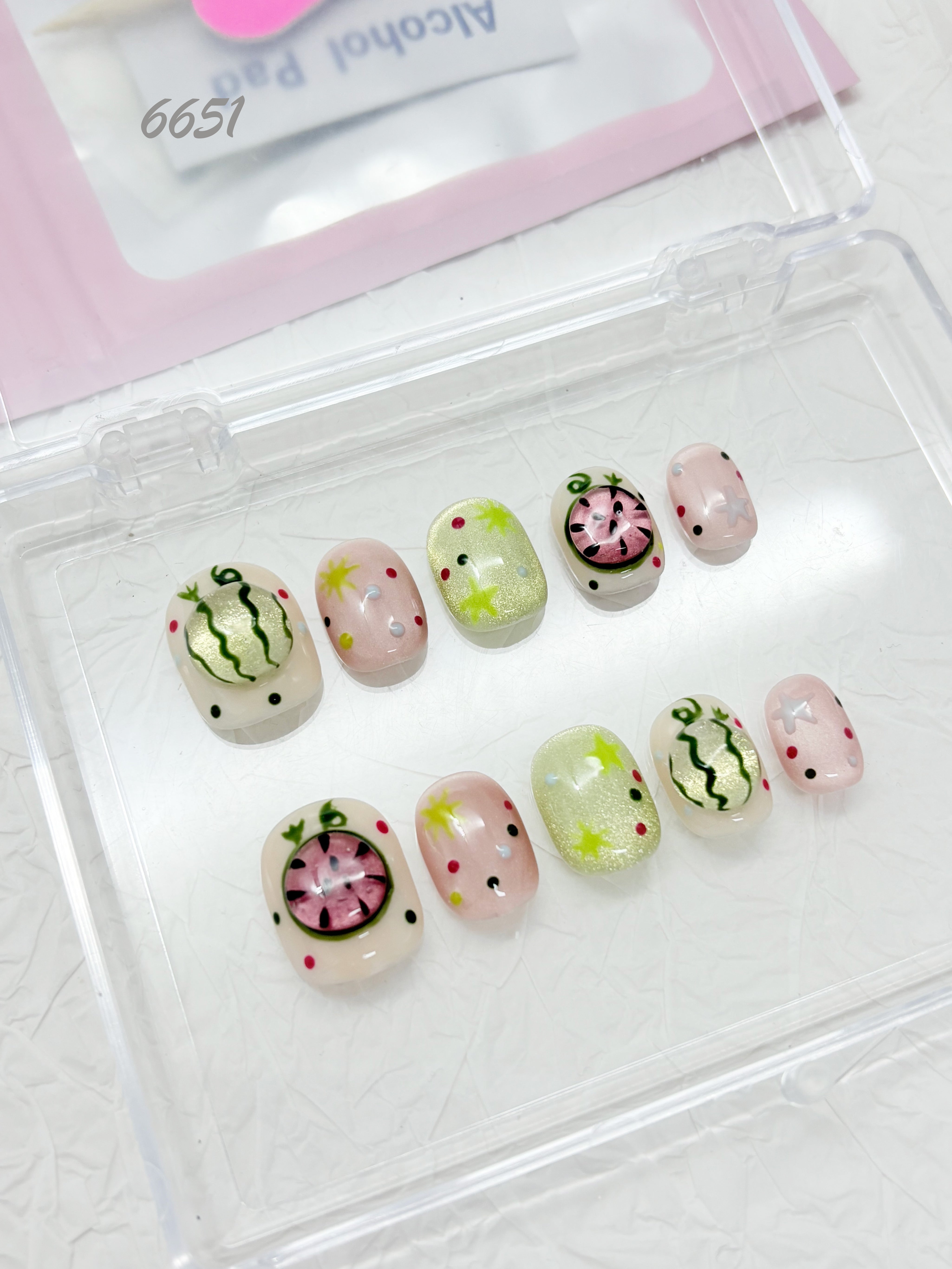 zb85..Exquisite nails