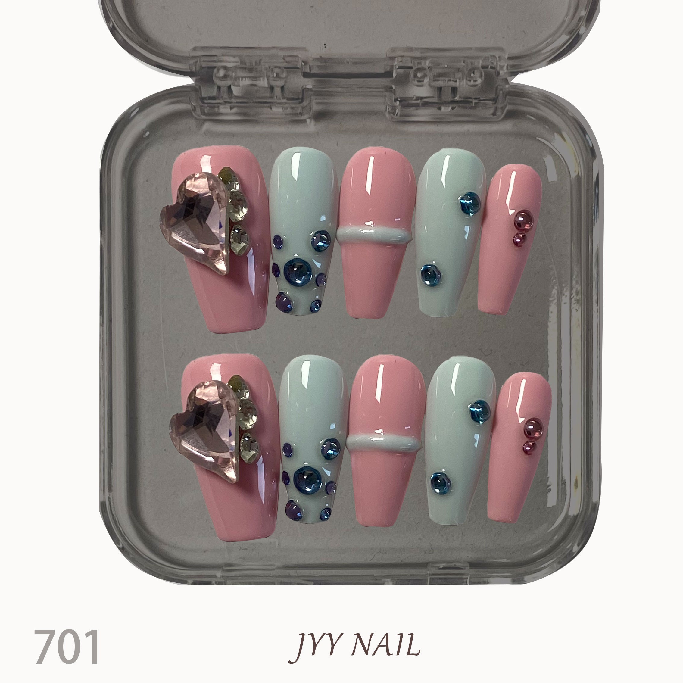 701.jpg