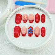 zb34..A collection of almond-shaped and square-shaped wearable nails