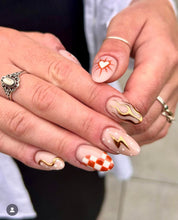Uñas-zora